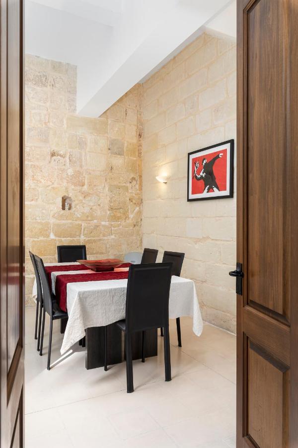 Traditional & Modern Maltese Townhouse - Rooftop Terrace And Sea Views, Close To Birgu Waterfront Cospicua Екстериор снимка