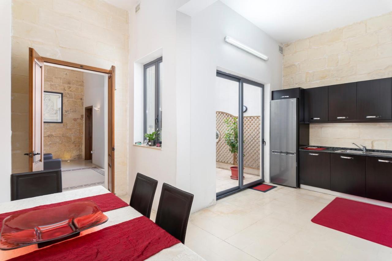 Traditional & Modern Maltese Townhouse - Rooftop Terrace And Sea Views, Close To Birgu Waterfront Cospicua Екстериор снимка