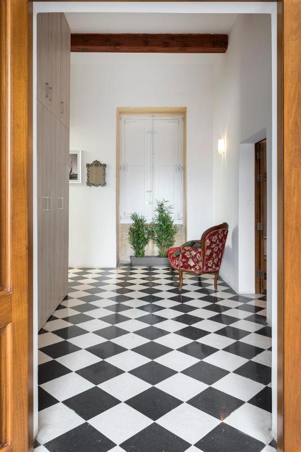 Traditional & Modern Maltese Townhouse - Rooftop Terrace And Sea Views, Close To Birgu Waterfront Cospicua Екстериор снимка